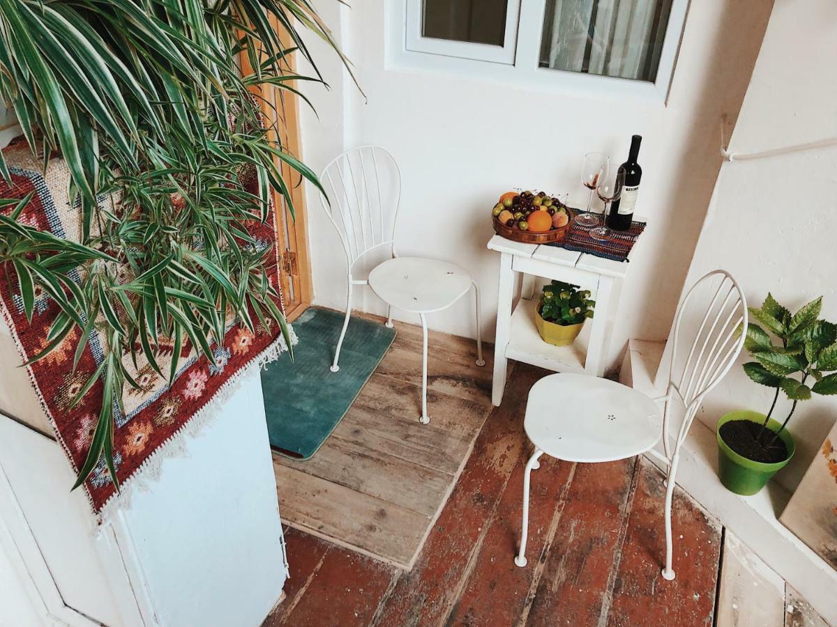 Tamaras Apartment Tbiliszi Kültér fotó